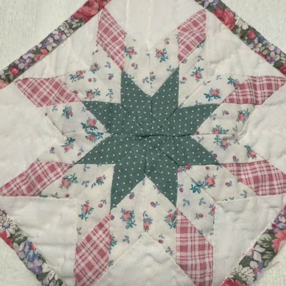 AVANTI Grand Prix 70s Vintage Quilt Block Pinwheel Star Bath Towel Set